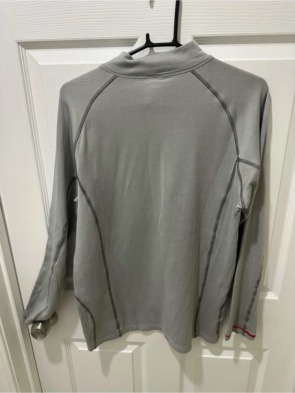 The North Face; Men's Large; Grey Quarter-Zip